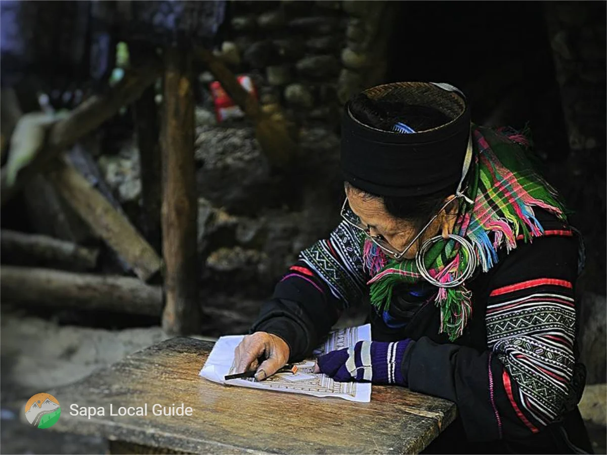 black homng people in catcat village
