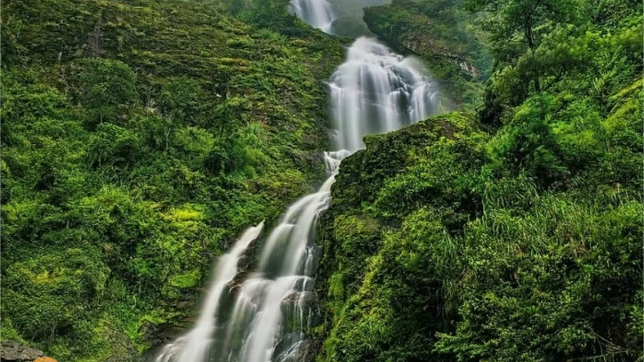 Discover Sapa Silver Waterfall and Its Cultural Surroundings Discover Sapa Silver Waterfall and Its Cultural Surroundings
